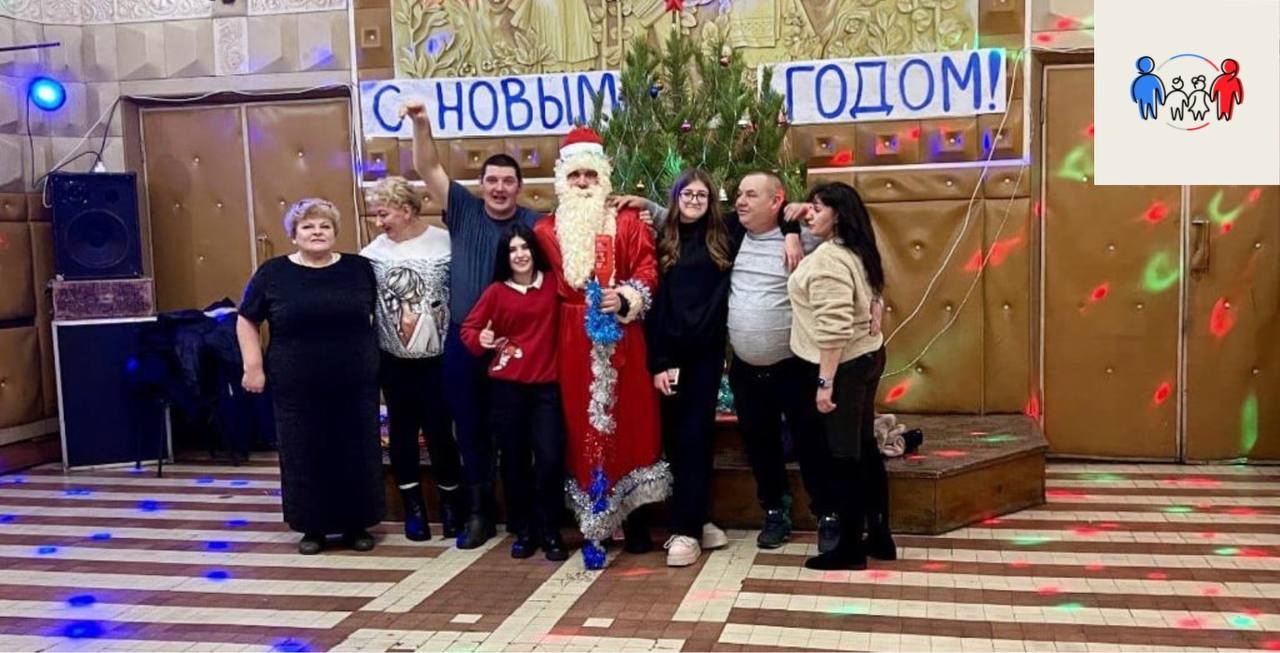 На территории нашего муниципалитета реализуется семейный проект &quot;Всей семьёй&quot;, который помогает объединить все семьи через веселые семейные активности..