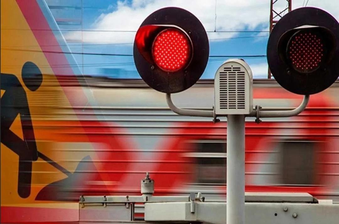 Поворинская дистанция пути сообщает, что железнодорожный переезд 602 км ПК 9 перегона Жердевка - Токарёвка, будет закрыт завтра 30.10.2024 для автотранспортных средств..
