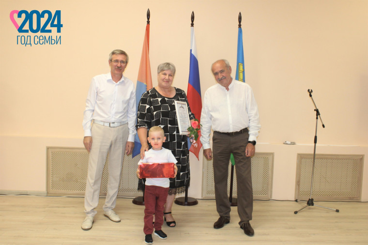 Торжественная церемония чествования победителей конкурса по благоустройству территорий города Жердевка, посвящённая Дню города.. Торжественная церемония чествования победителей конкурса по благоустройству территорий города Жердевка, посвящённая Дню города..