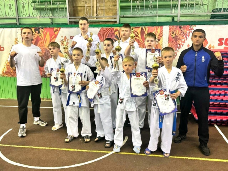 В городе Мичуринск, в спортивном комплексе "Олимп", состоялись Открытое первенство спортивного клуба "Самурай" и спортивный праздник в рамках проведения Открытого клубного турнира по каратэ киокусинкай "Первенство СК Самурай. В городе Мичуринск, в спортивном комплексе "Олимп", состоялись Открытое первенство спортивного клуба "Самурай" и спортивный праздник в рамках проведения Открытого клубного турнира по каратэ киокусинкай "Первенство СК Самурай.